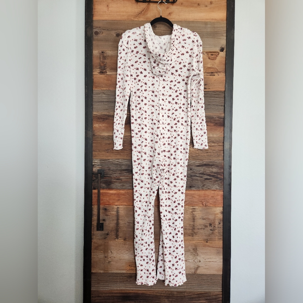 LIKE NEW RARE Free People Intimately lil bit lou flare long johns Size Small - Picture 3 of 5
